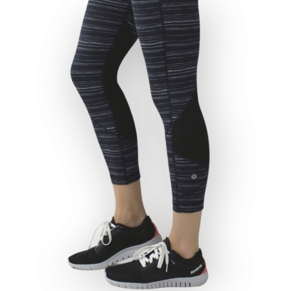 Lululemon Leggings Size 6 Pace Rival Crop 22" W6G64S Stripe Naval Blue Black - Picture 3 of 10